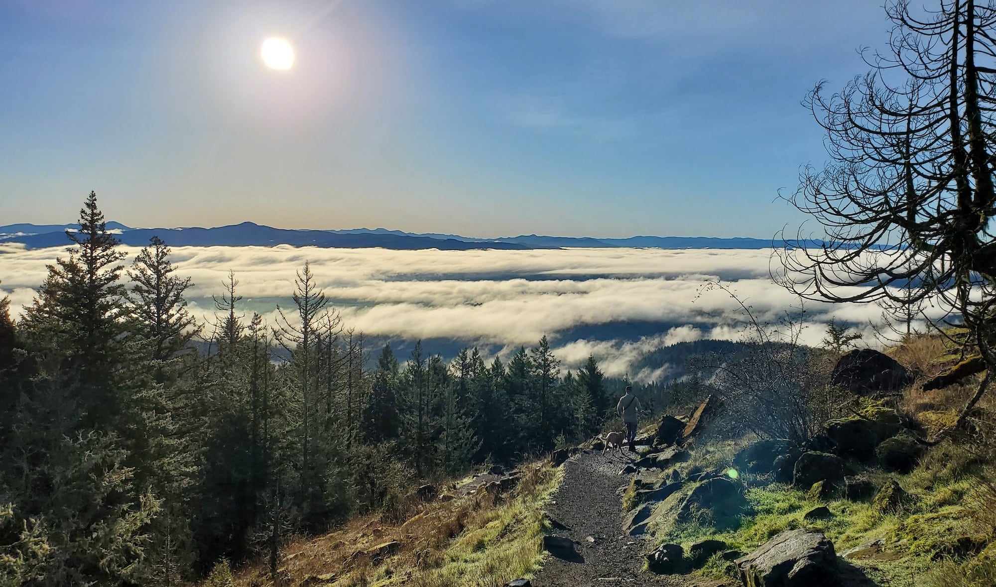 Hiking above the clouds at Spencer Butte