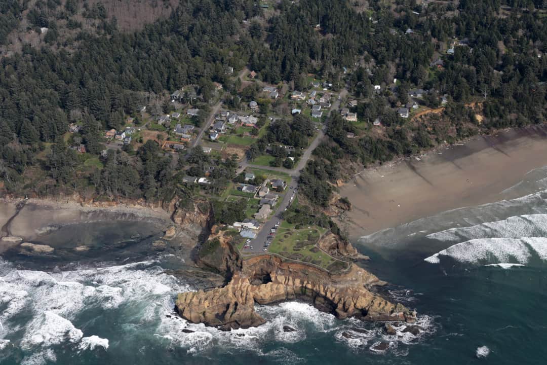 devils punchbowl oregon