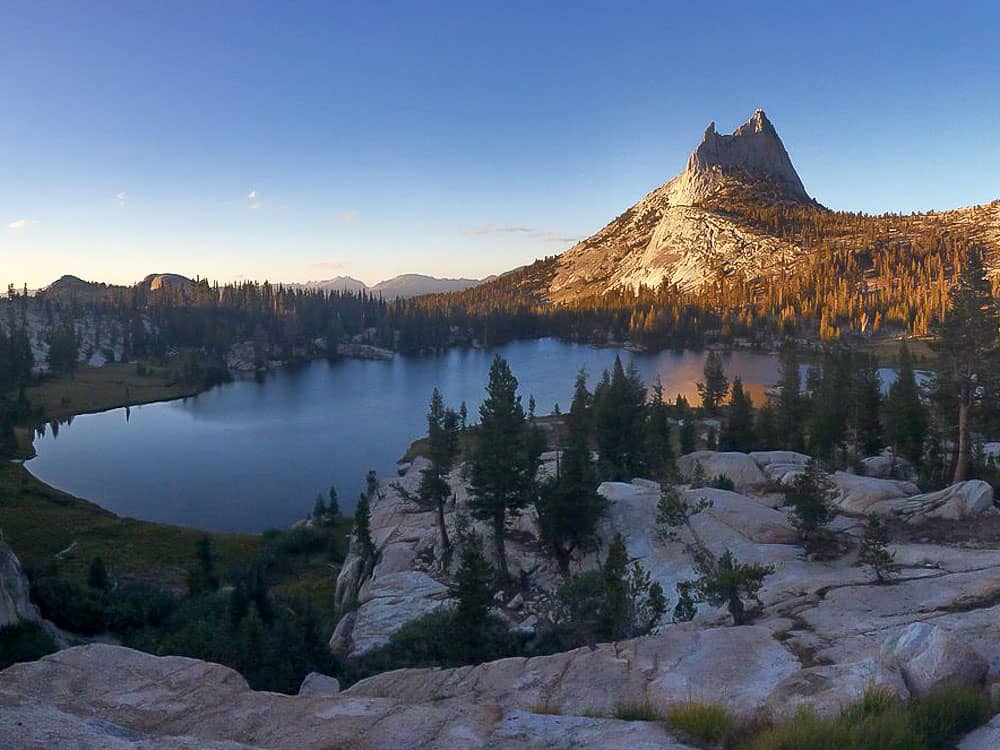 Cathedral-Lake-and-Peak