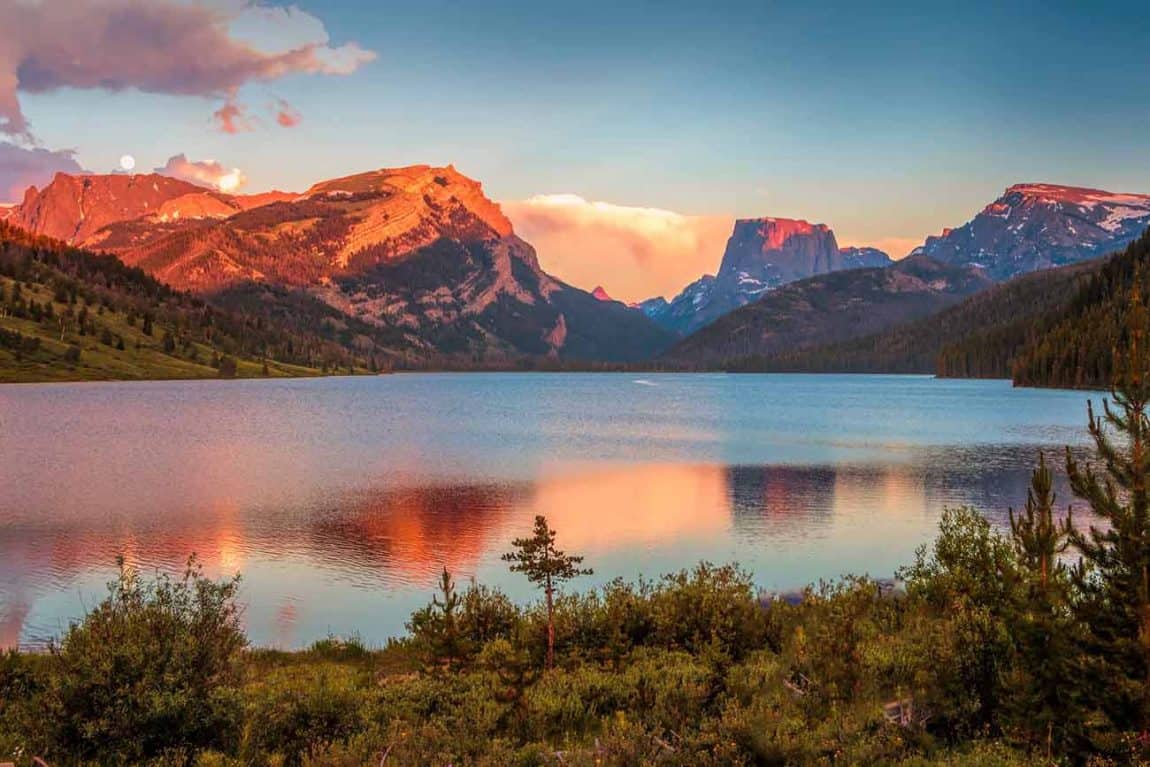 6 Best Hiking Trails In Wind River Range Wyoming
