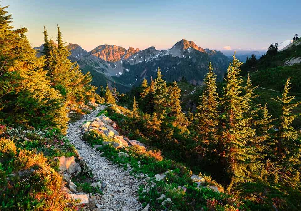 pacific crest trail alpine lakes wilderness