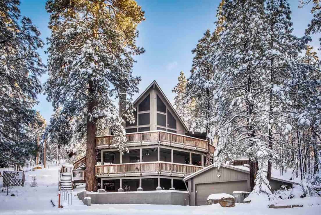 10 Remote & Secluded Cabin Rentals in Alaska - Territory Supply
