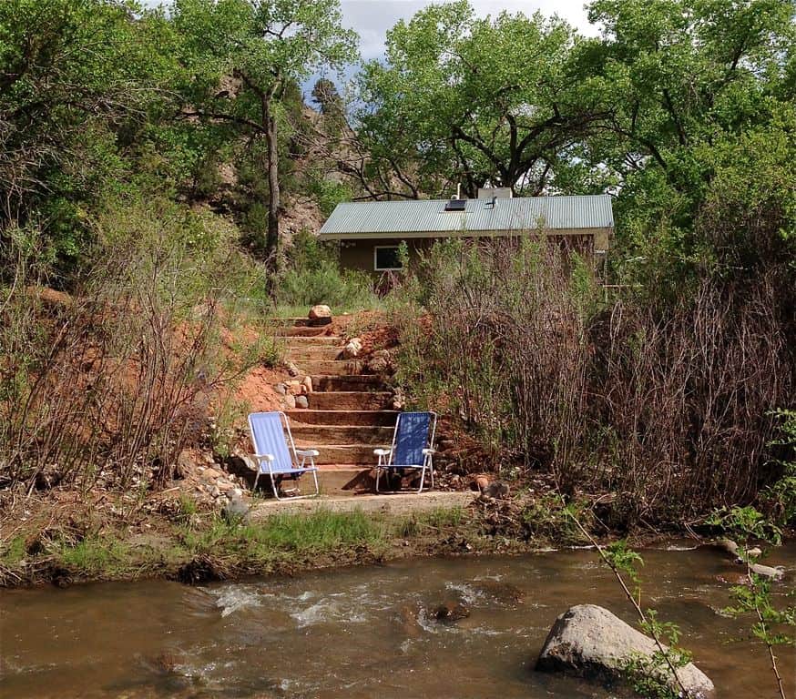 The Dragonfly Cottage