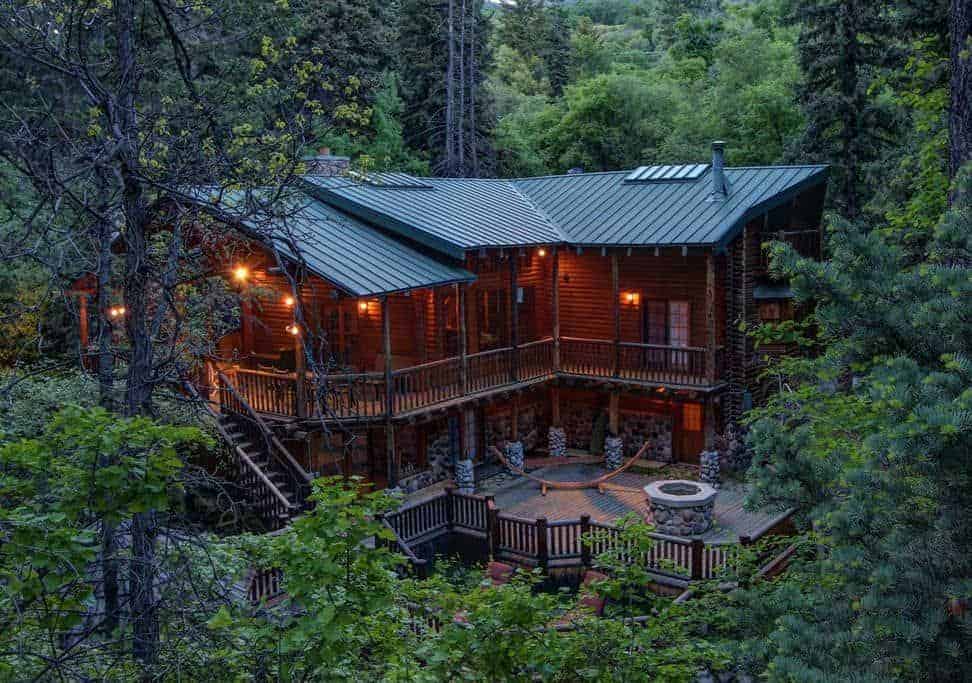 Exceptional Log Cabin utah rental