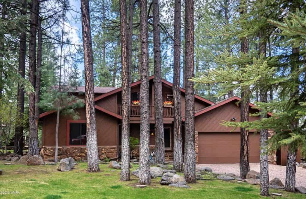 Lake View Lodge