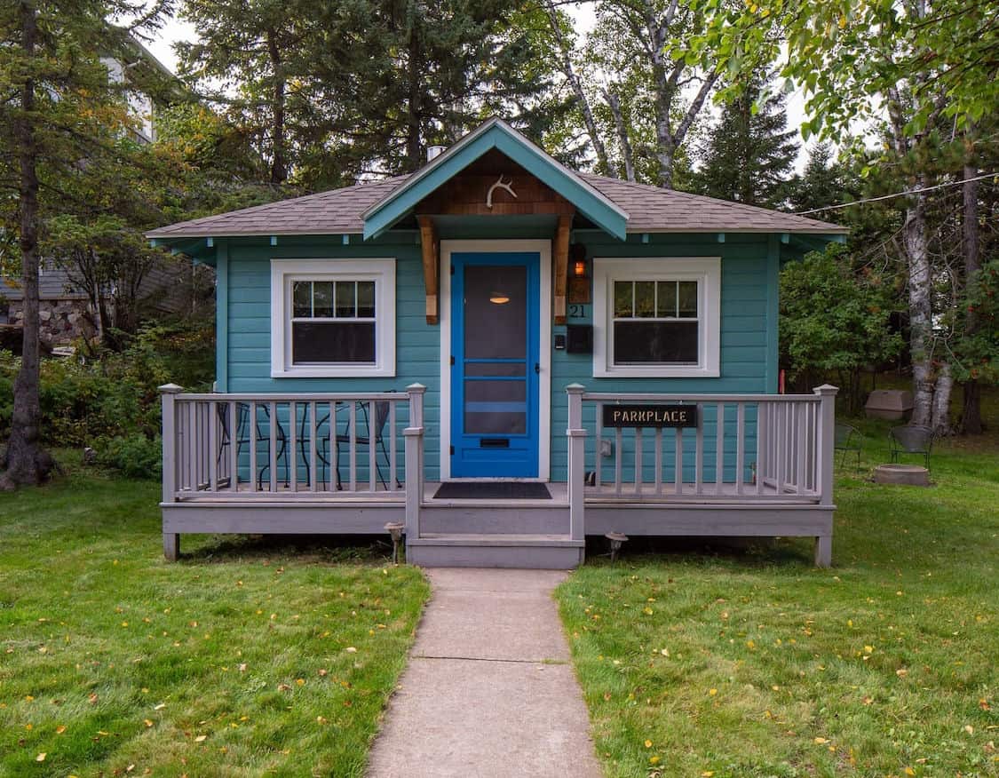 cozy tiny cabin mn