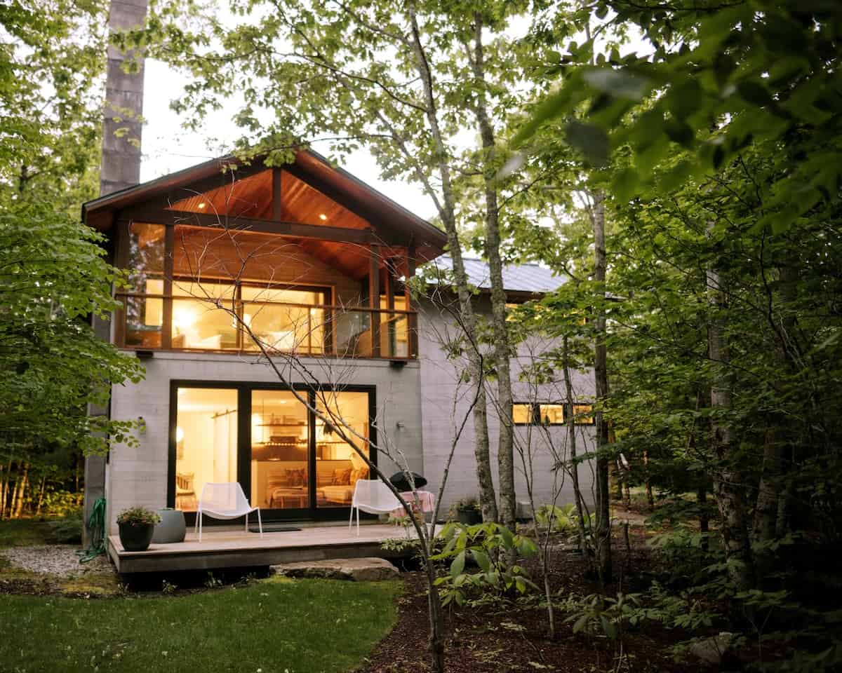 This modern Airbnb in Maine is perfect if you love modern art