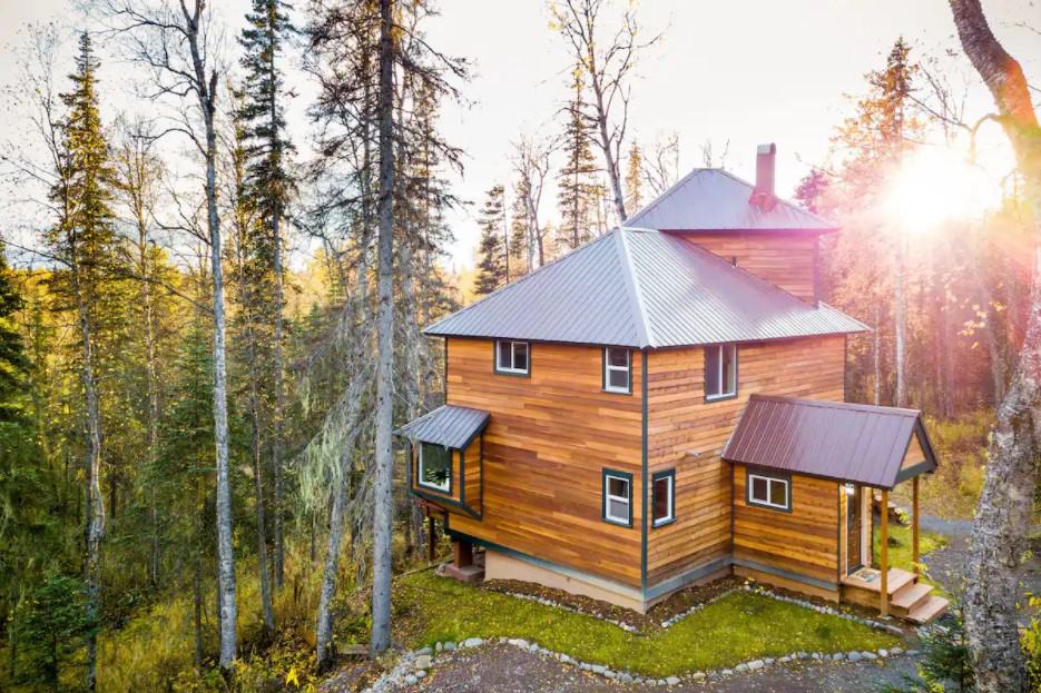 Oakley Secluded Alaska Cabin