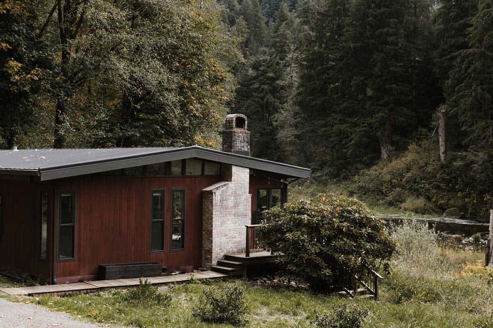 midcentury cabin rental oregon