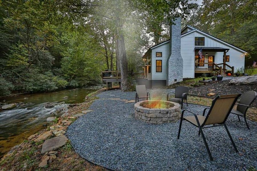 The 12 Best & Most Unique Airbnbs in Territory Supply