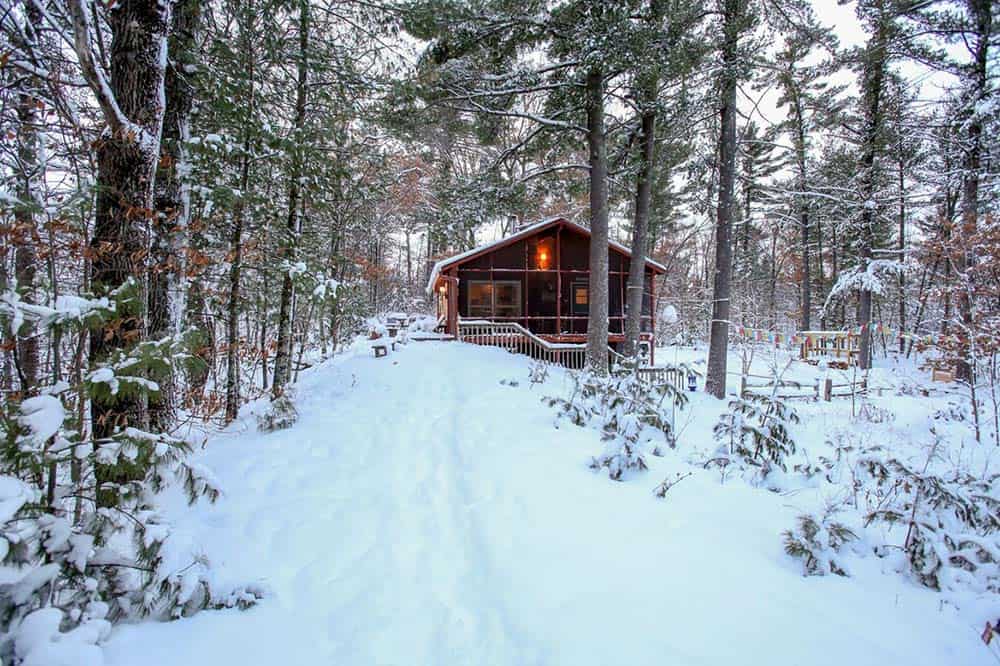 wisconsin secluded cabin rental