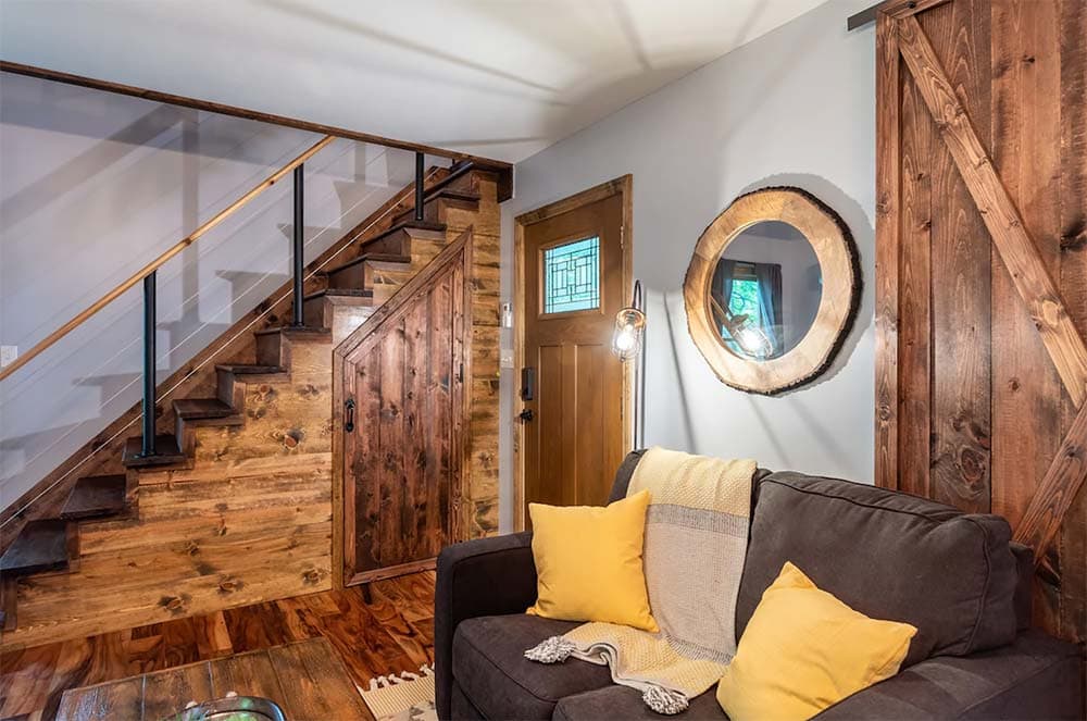 rustic airbnb kansas