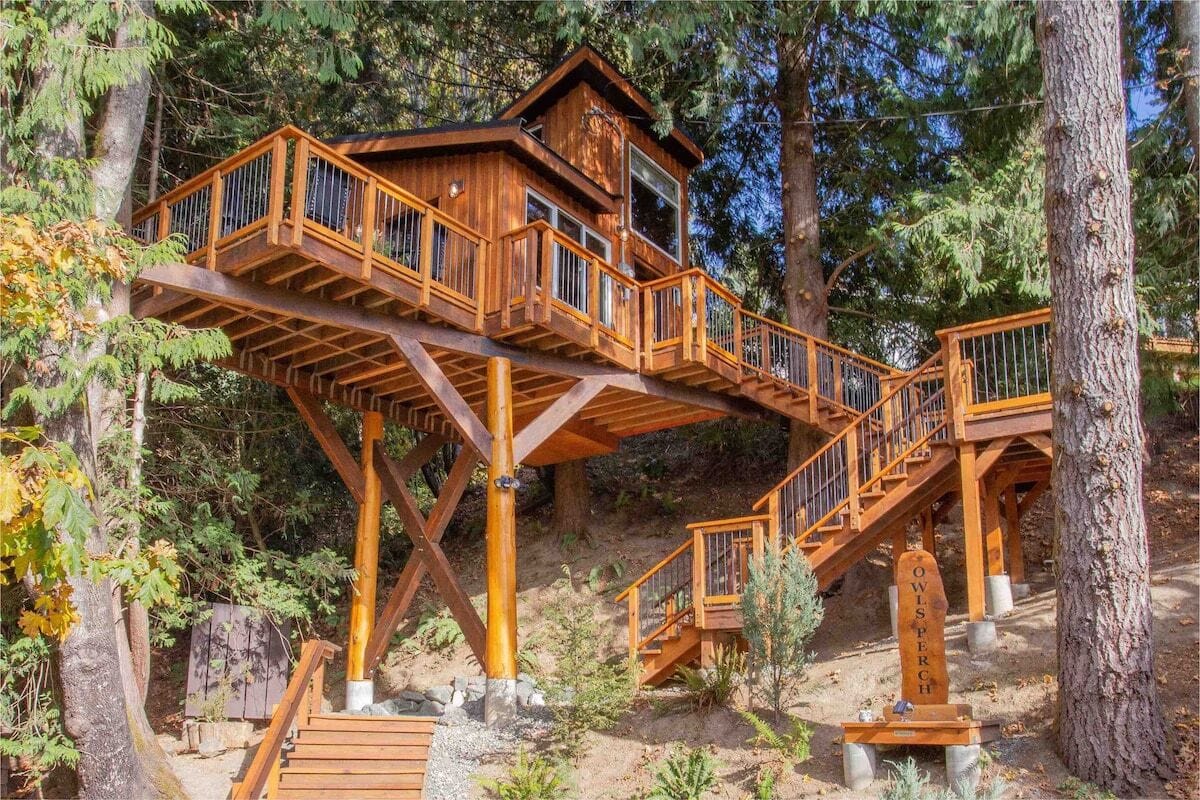 Owl’s Perch Treehouse airbnb