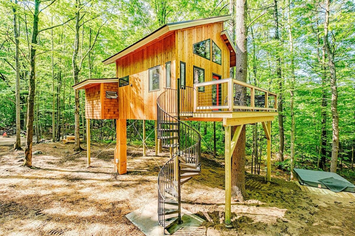canopy treehouse airbnb rental