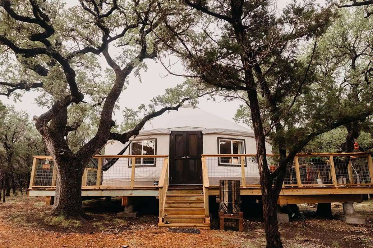luxury yurt glamping texas
