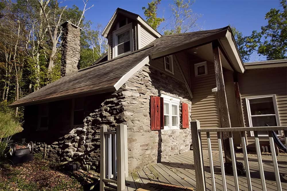 new york secluded cabin