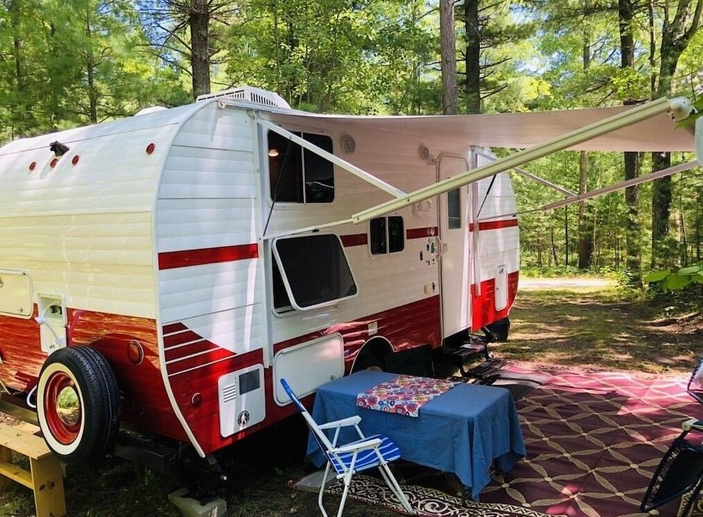 Cozy Camper Glamping Michigan