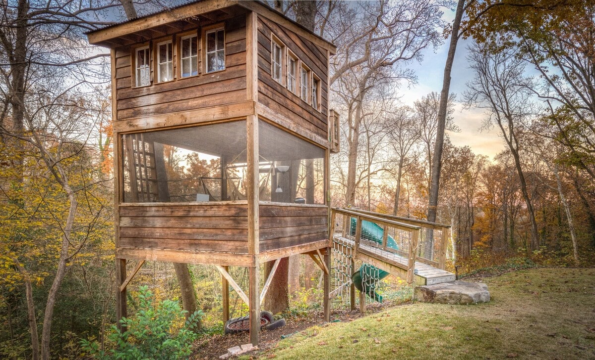 Trailside Treehouse glamping