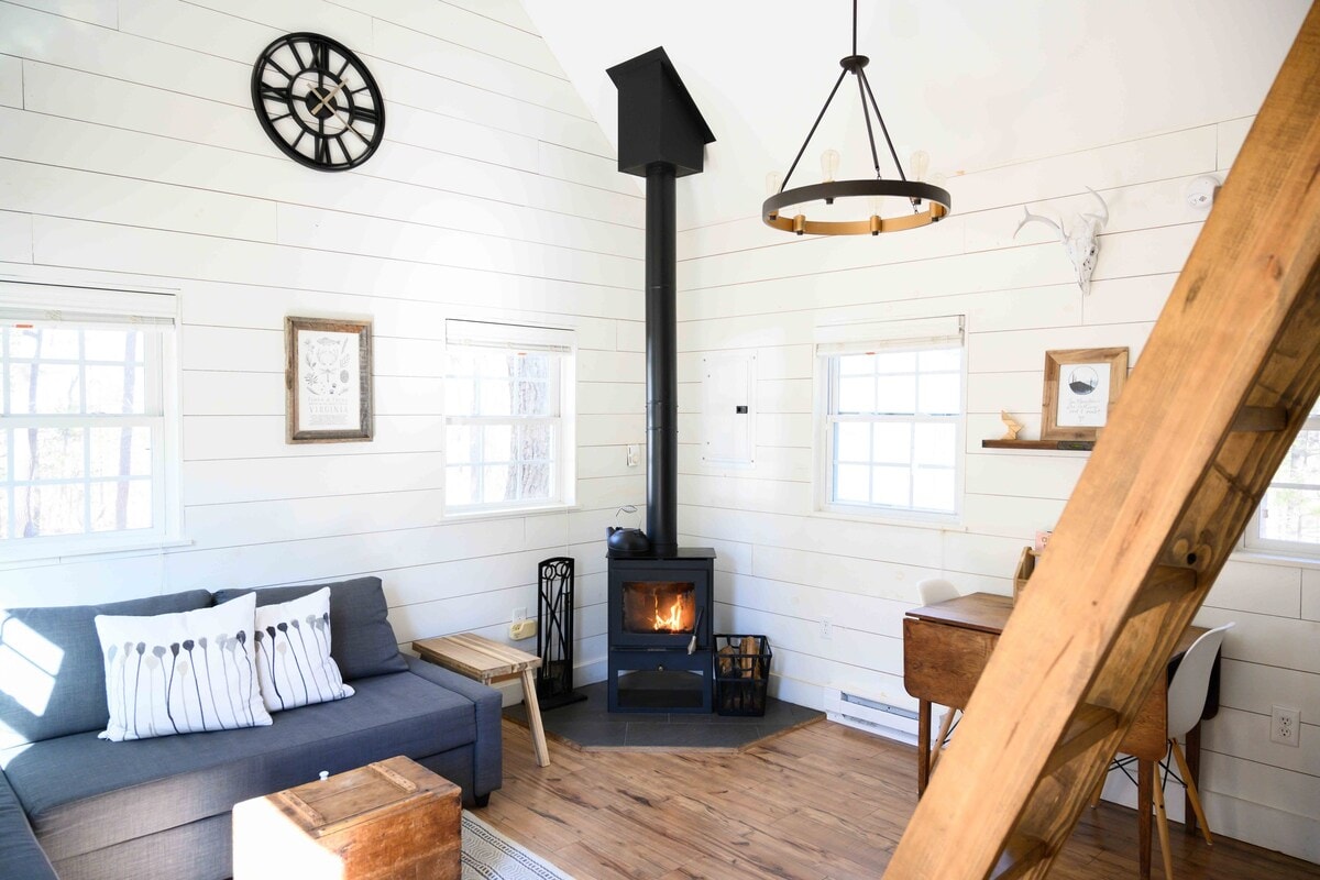 modern glamping cabin