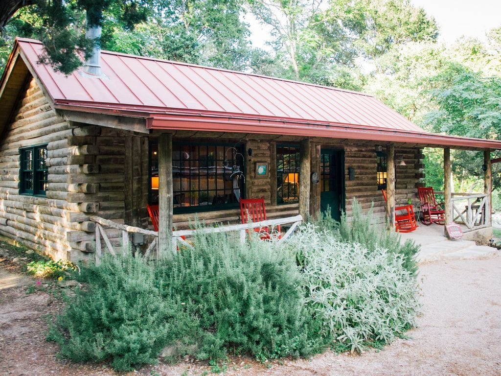 moondance romantic getaway cabin