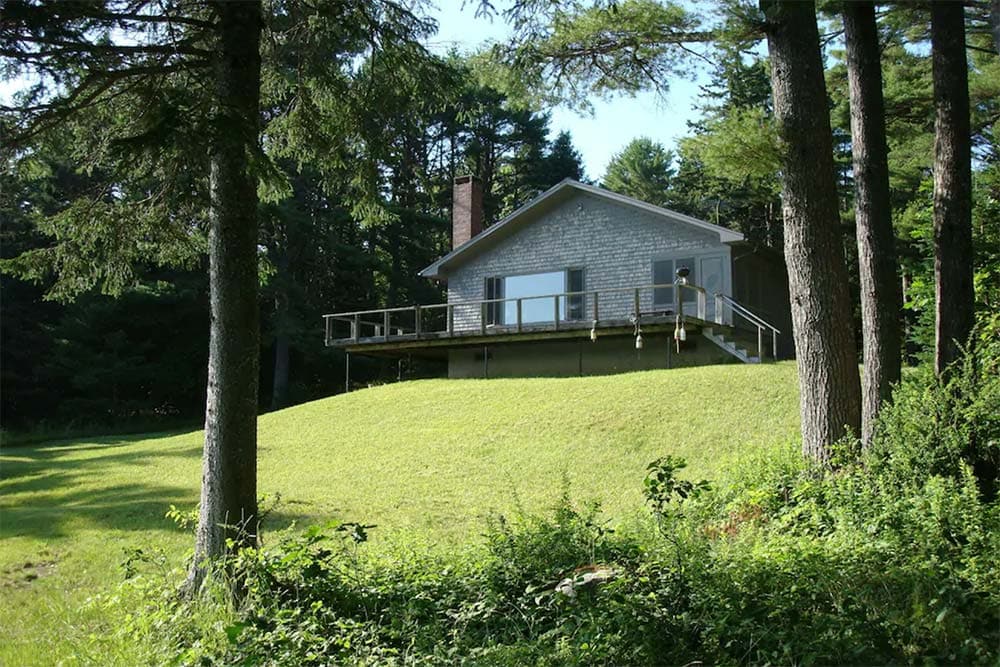 secluded cabin rental maine