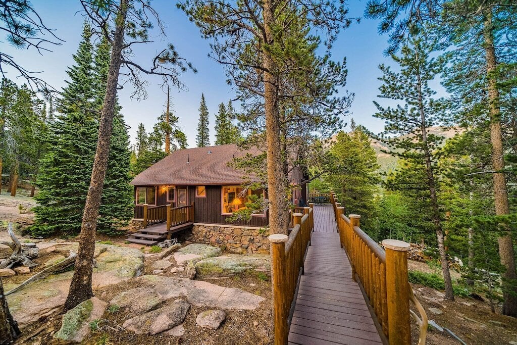 secluded estes park cabin rental