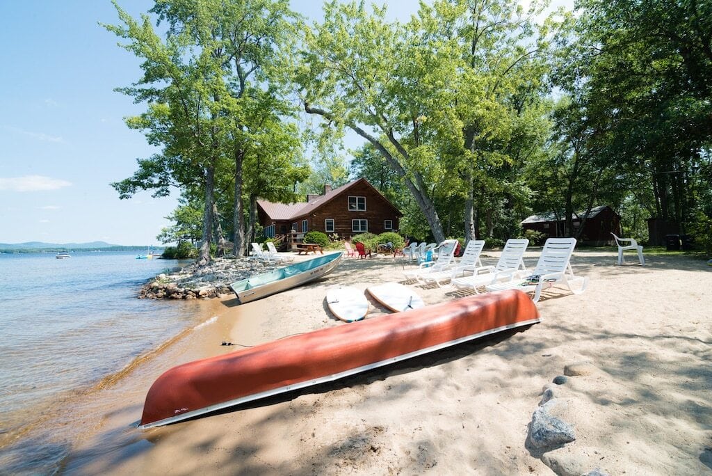 secluded lakefront vrbo