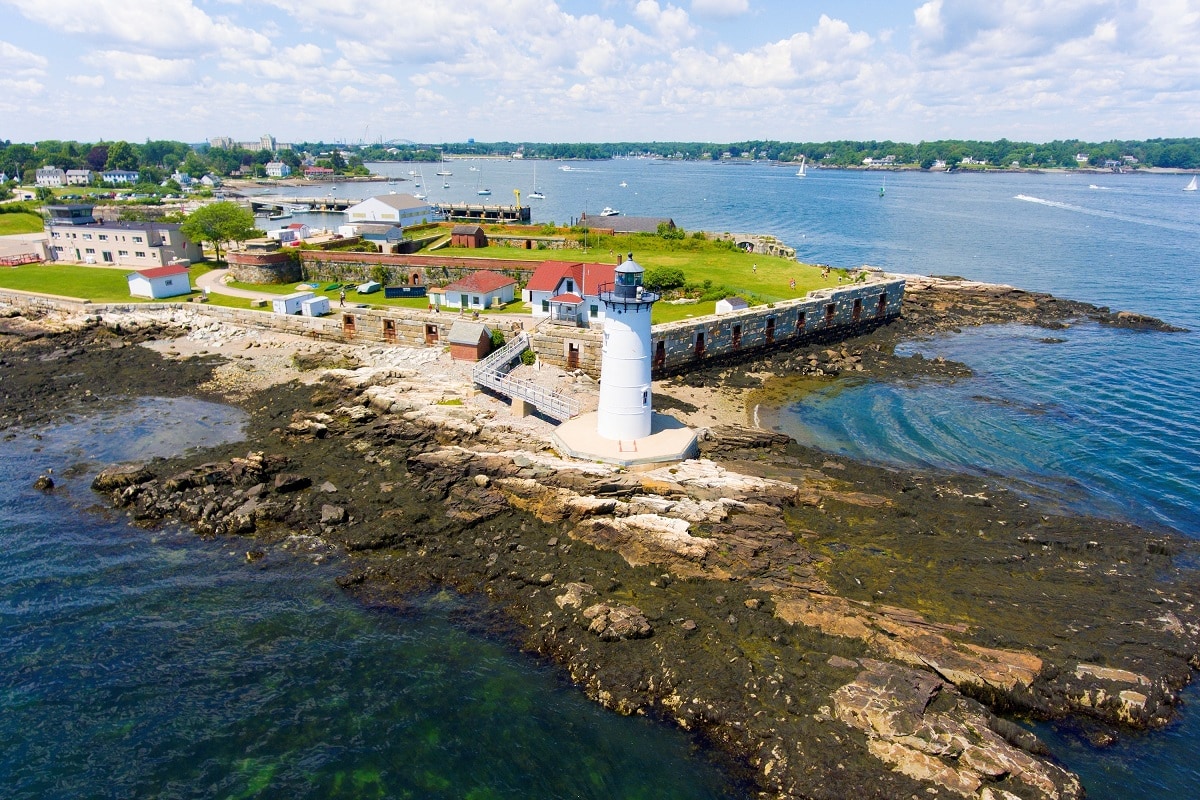 Portsmouth Harbor Lighthouse and Fort Constitution State Historic Site