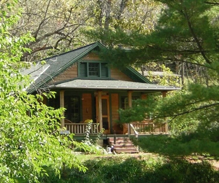 The 10 Best Cabin Rentals in Iowa for a Weekend Away Territory Supply
