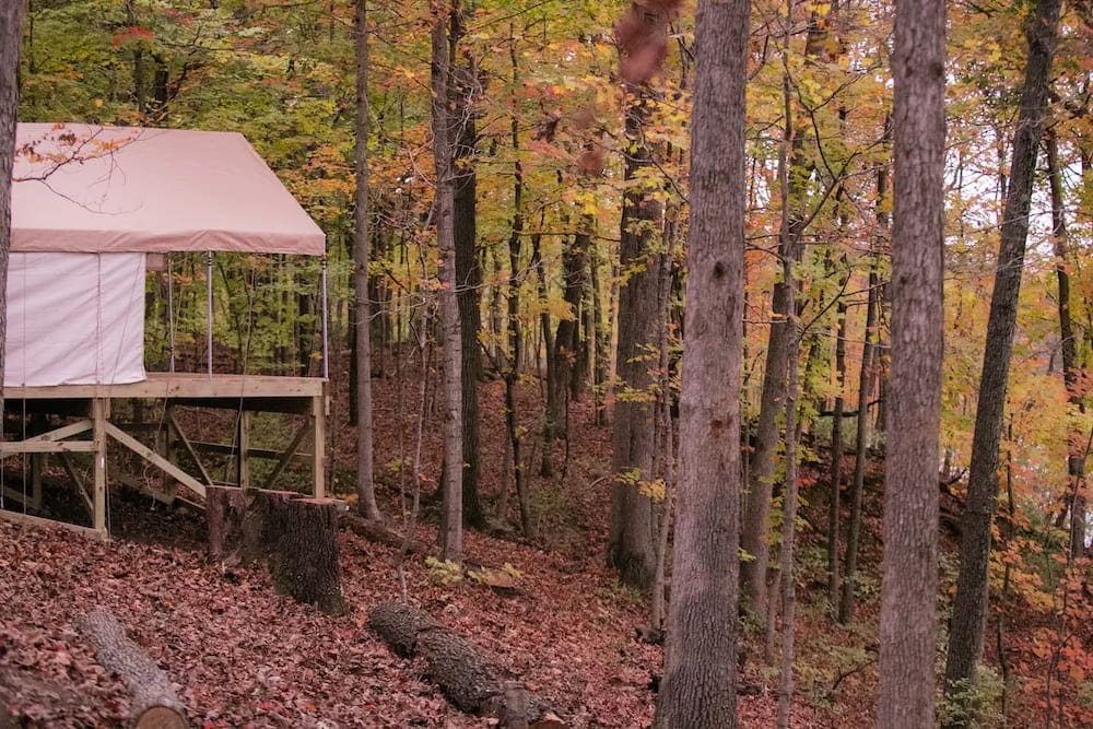 hidden ridge otter lake Illinois glamping