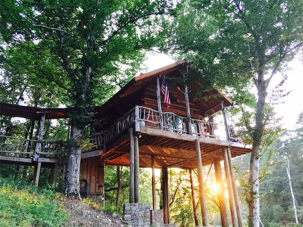 rustic treehouse rental georiga