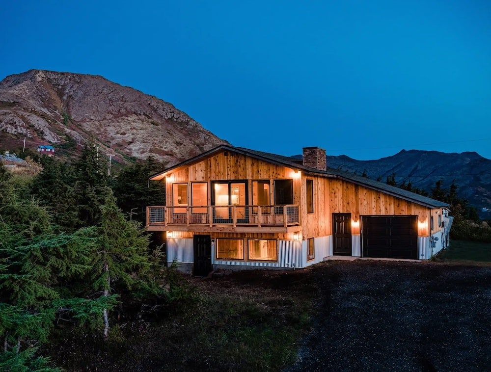 hemlock mountain house airbnb