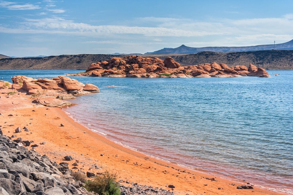sand hollow reservoir Utah lake camping