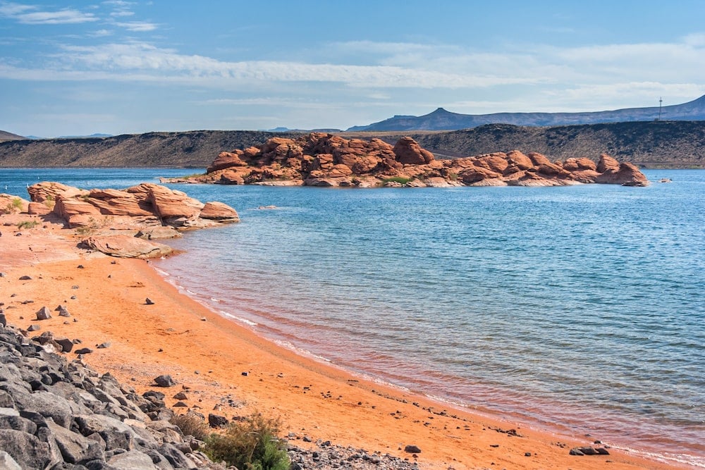 sand hollow reservoir Utah lake camping