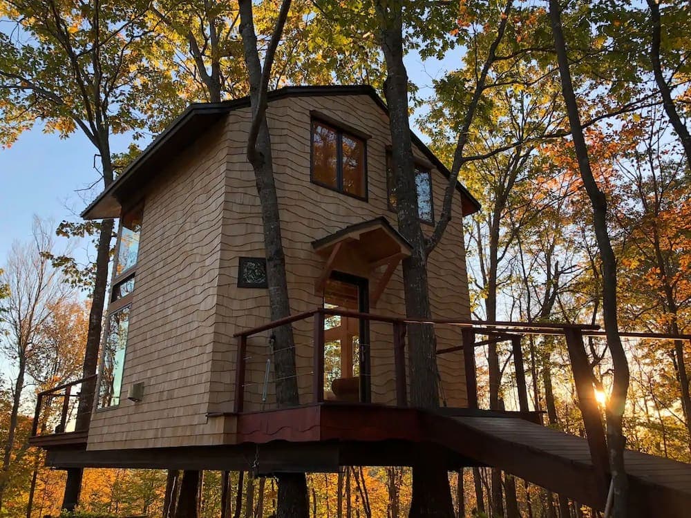 Ling Treehouse: Soul’s Retreat New Hampshire