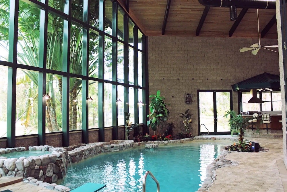 Golf Course Villa indoor pools