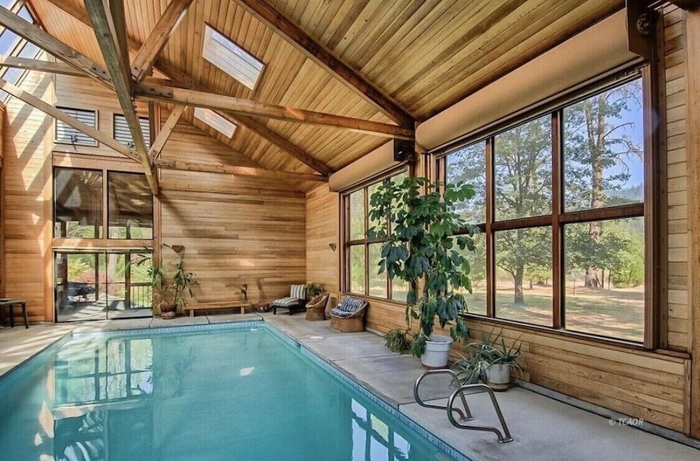 California River Retreat indoor pools