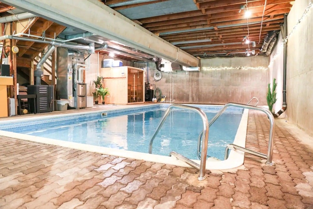 Minnesota Home indoor pools