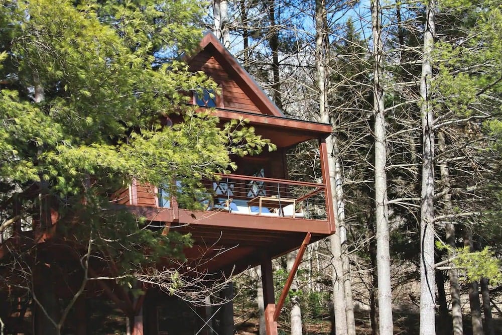 The Joshua Treehouse virginia