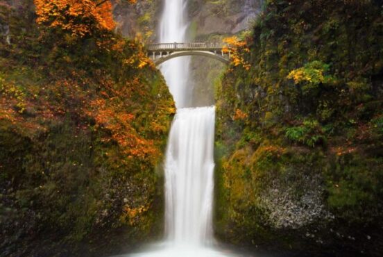 cropped-columbia-river-gorge-waterfalls.jpg