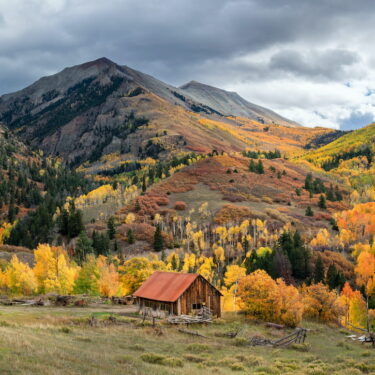 The Best Places to View the Spectacular Fall Colors in Colorado