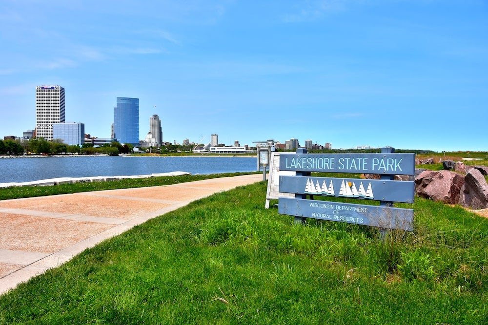 Lakeshore State Park