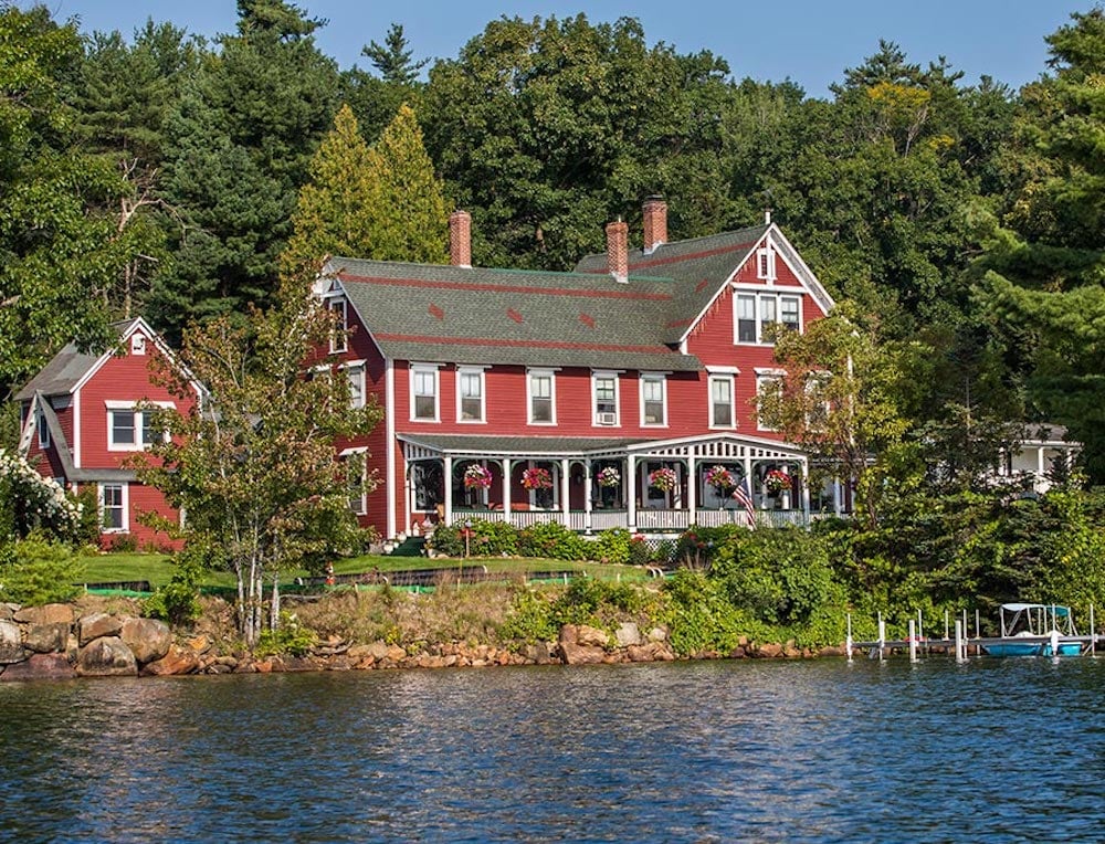 Lake House at Ferry Point Inn
