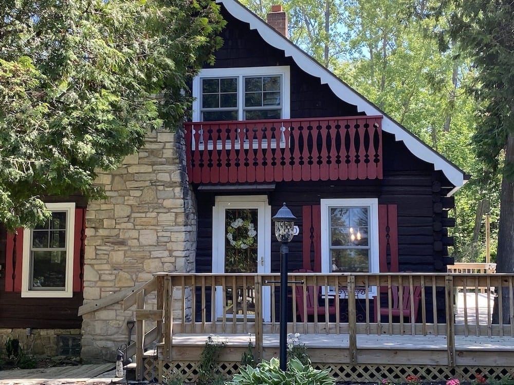 Vintage Log Cabin