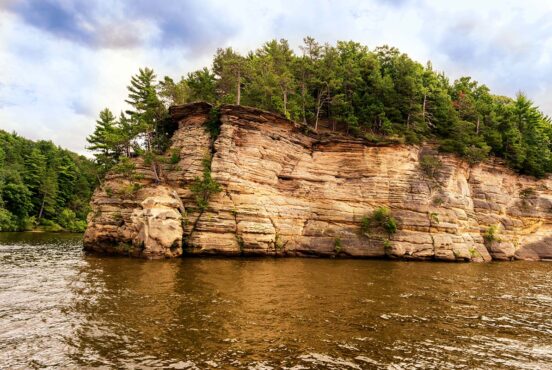 wisconsin dells cliffs