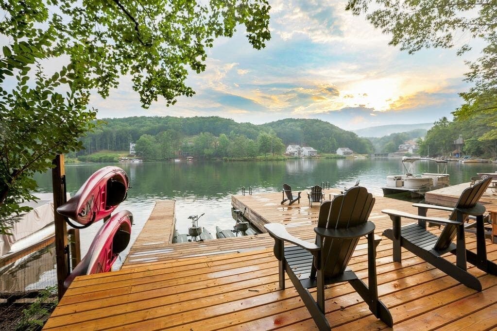 Lake Arrowhead Luxury Lakefront Cottage