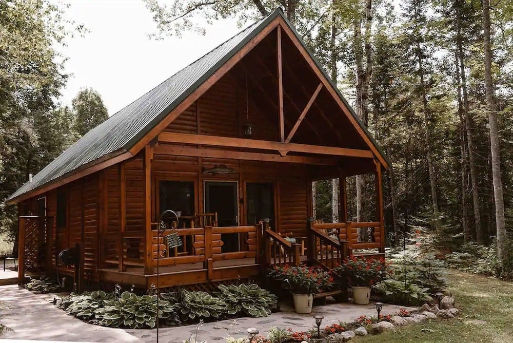 Black Lake Cabin Retreat