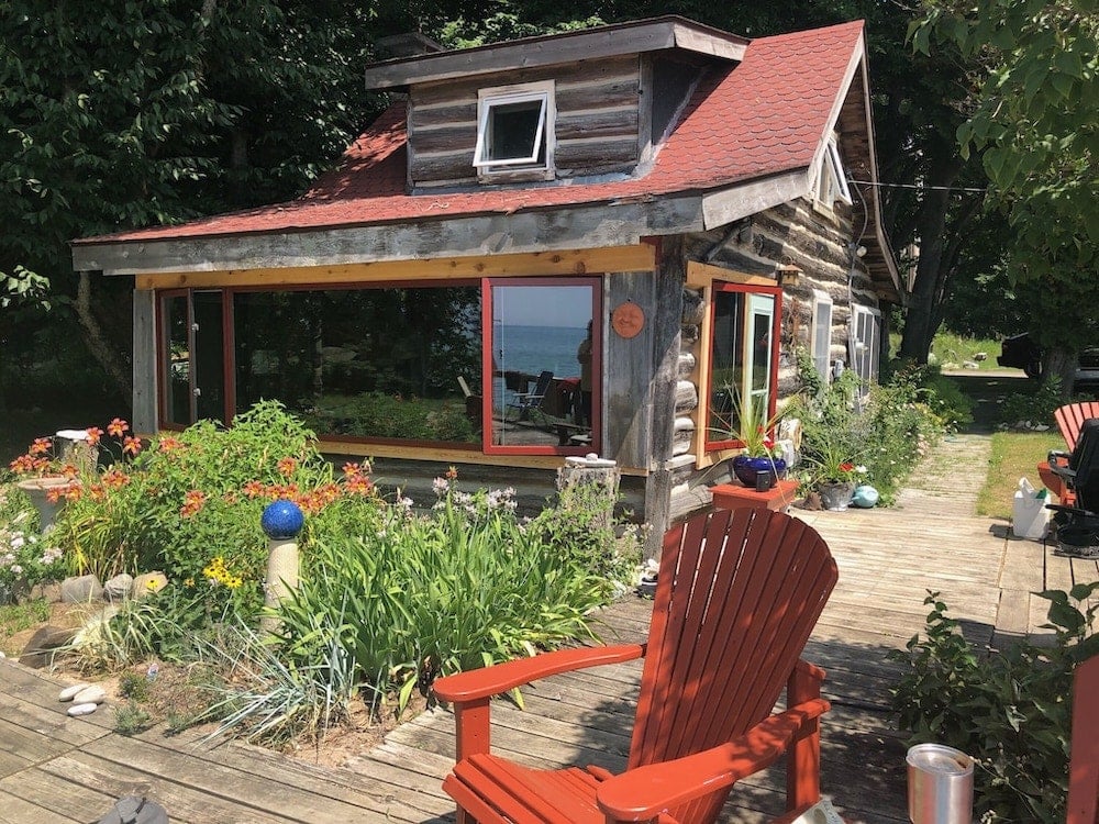 Lakefront Log Cabin