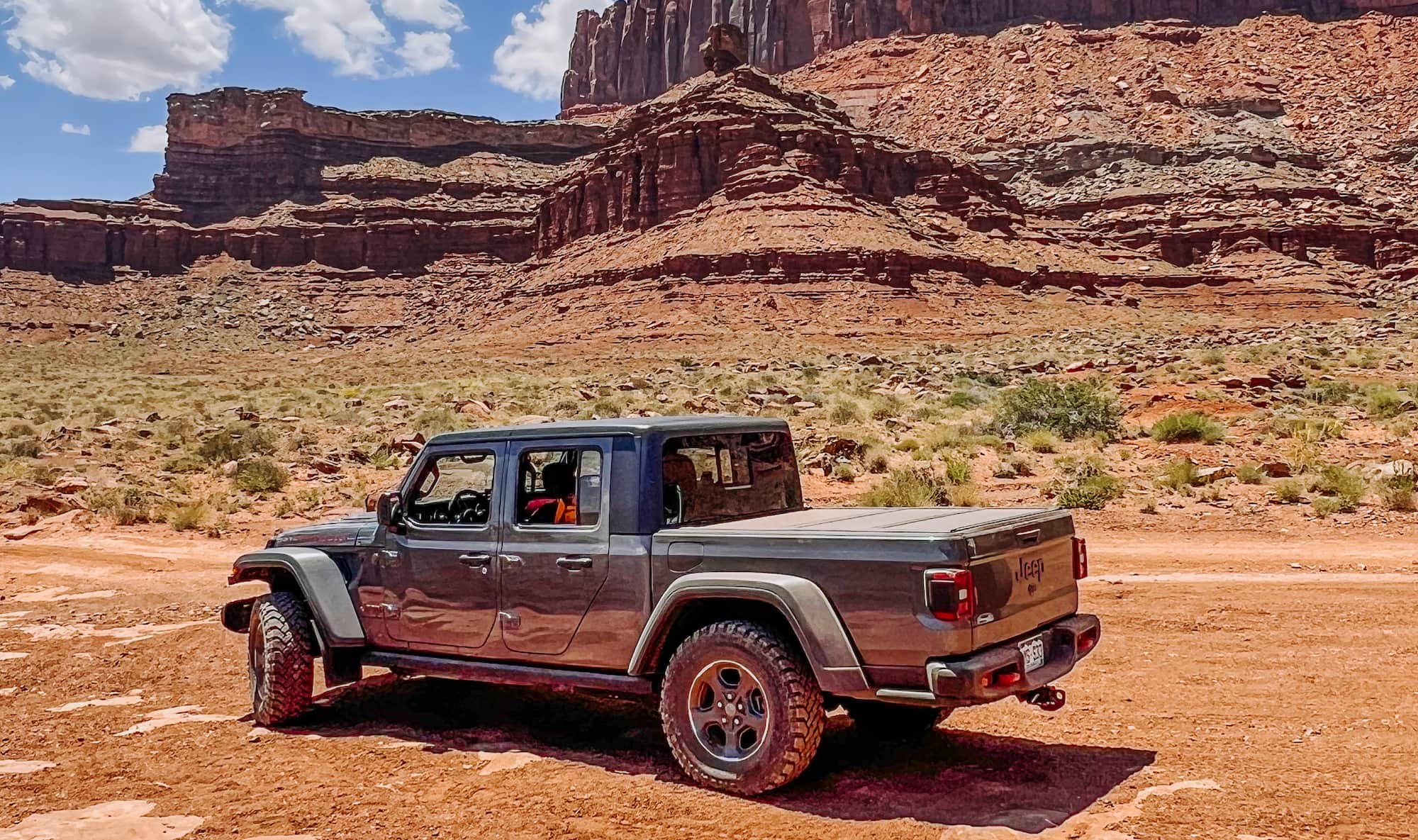 Jeep Gladiator in the desert