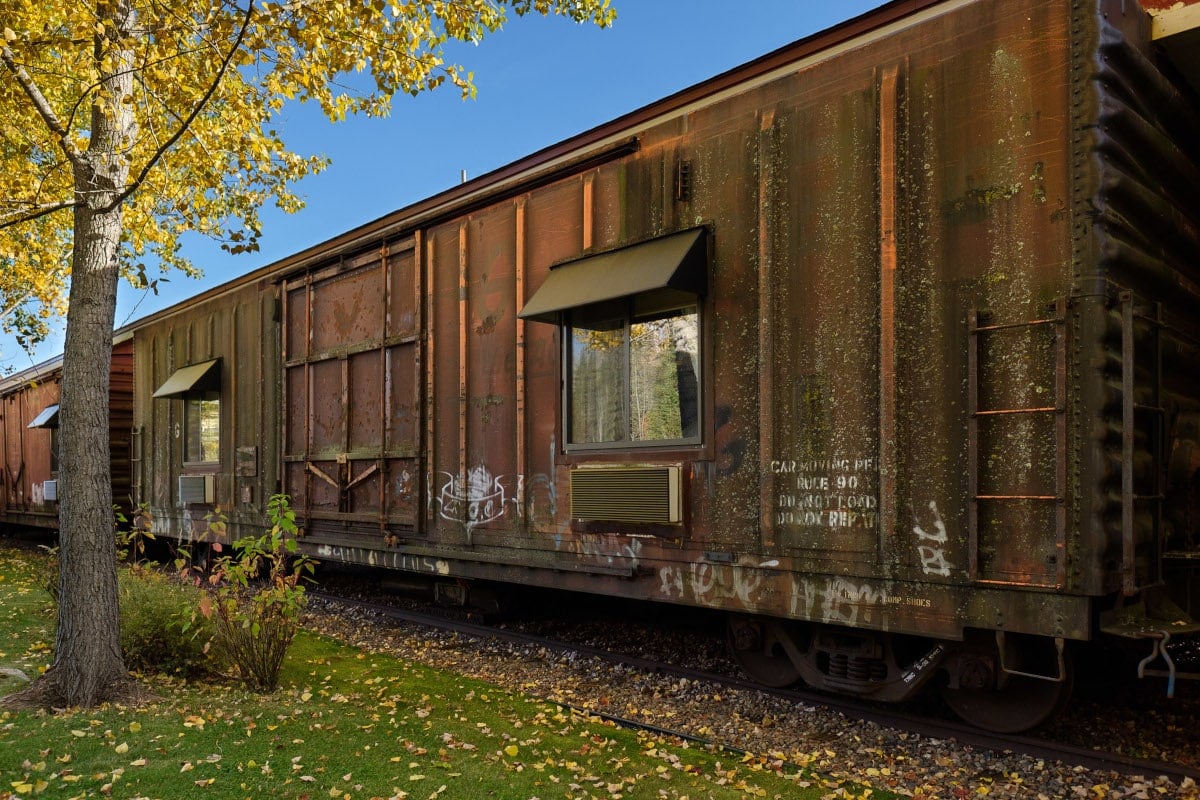 Northern Rail Traincar Inn